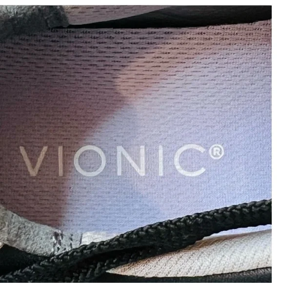 VIONIC Kimmie Court Sneakers, Women’s, Black/Silver, Size 6.5 NEW in Box‎